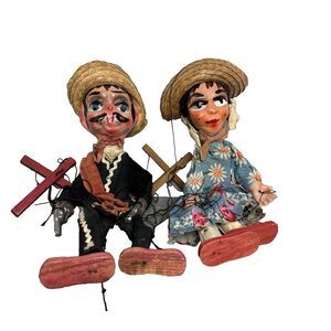 VTG Mexican Marionette Puppets Gunslinger Seniorita 16” Wood Dolls Set